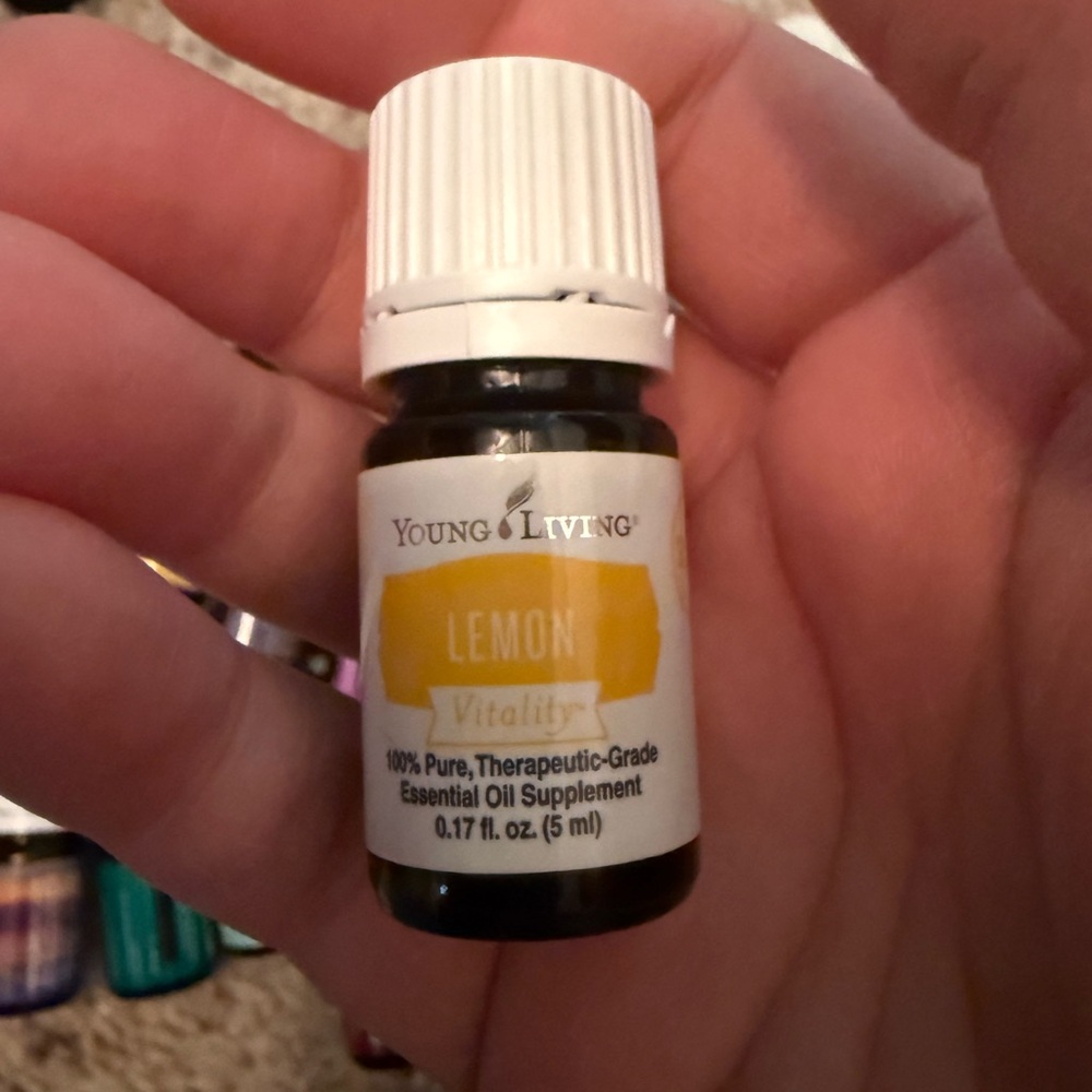 Young Living Lemon Vitality Oil with White Cap
